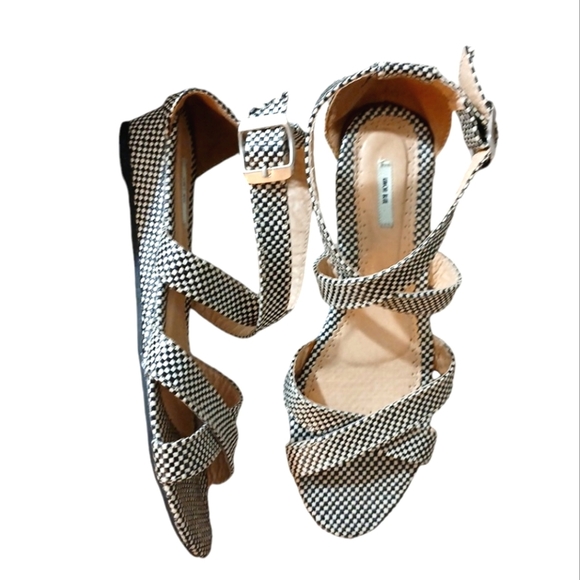Anthropologie Kimchi Blue Black and White Checkered Sandals Size 8 - Picture 1 of 11